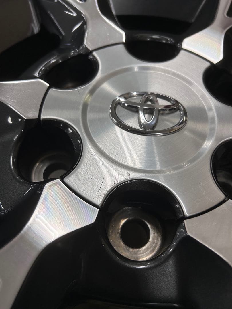 ⭐︎希少 200系ハイエース純正 中古ホイール4本セット 新品ゴムバルブ付き