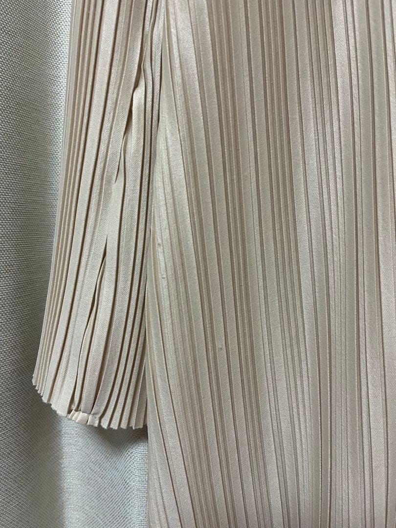 ClaSTEllaR クラステラー　プリーツワンピース　サイズ1 ベージュ