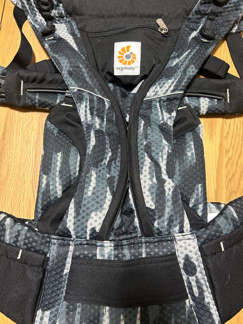 エルゴベビー オムニブリーズ 正規品 ペイントブラック