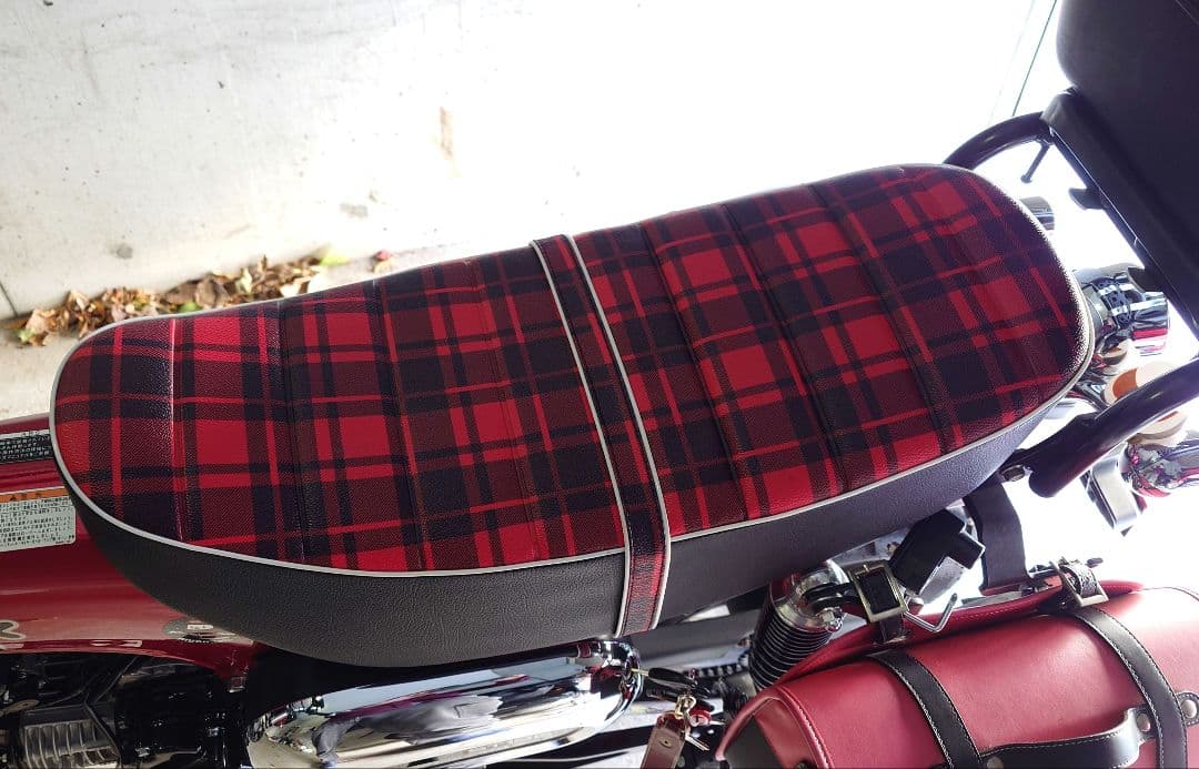 DAX125 赤チェック シート JB04 JB06