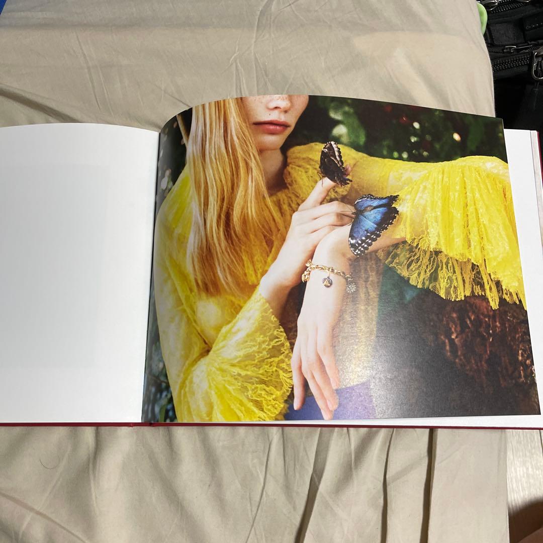 GUCCI ファッション写真集